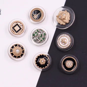 10 Adet / grup Akrilik ve Metal Düğmeler Yağlı Giysiler Dekorasyon Giyim Aksesuarları Yüksek kalite 18mm 23mm Düğmeler X-054