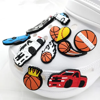 Tek Satış 1-10 adet PVC Ayakkabı Takılar Basketbol ve arabalar Ayakkabı Aksesuarları Süsler Fit Croc Jıbz Takılar Çocuklar Parti hediyeler