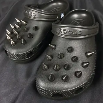 Vintage Punk Corc Takılar Tasarımcı DIY Perçinler Croc Ayakkabı Decoraciones Tüm Maç Moda Takunya ayakkabı tokası Aksesuarları Sıcak Satış