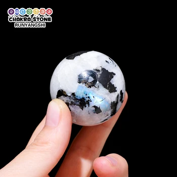 Güzel 1 adet Doğal Reiki Gökkuşağı Beyaz Aytaşı Küre El Sanatları Şifa Kristal Top Feng Shui Mineral Heykelcik Ev Dekor